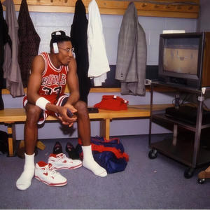 pippen (feat. idkfatal) (Explicit)