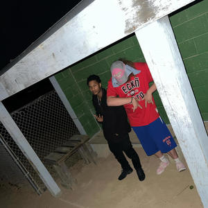 cobain (feat. morimora) (Explicit)