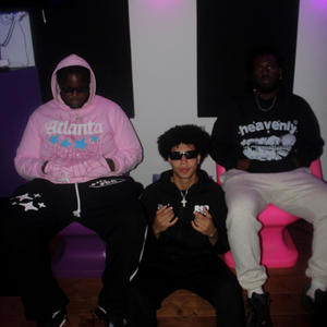 Pushin on Pushin (feat. WP3 & JAYY) (Explicit)