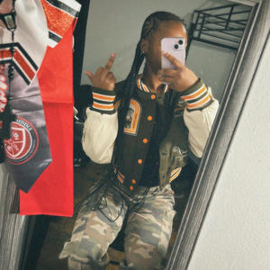 TGIF (feat. Krixketletta & 556glizzy) (Explicit)