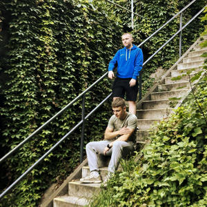 WIEM JAK TO ROBIĆ (feat. Acyocki) (Explicit)