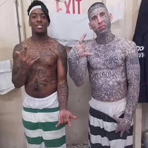 Yellow tape (ft.maloffkraxk prod 1hxxrt) (feat. maloffkraxk & 1hxxrt) (Explicit)