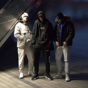 NA CELOWNIKU (Explicit)