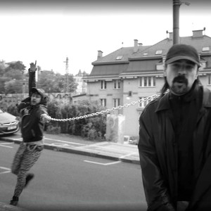 Pes, ktorý steká, nehryzie