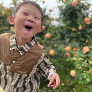 孟磊_Pjia - 从方言梗到人生哲学：‘揽佬’的‘宏图’如何逆袭成年度现象级热梗？