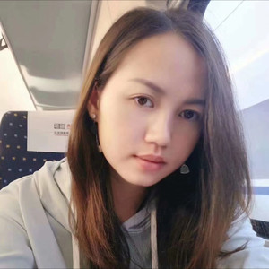 孤独的月亮思念太阳