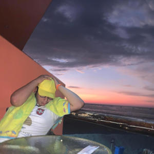 conmigo (feat. Cami Menez)