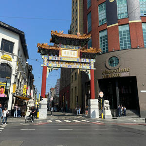 Twenty ***** (feat. kj2ugly) (Explicit)