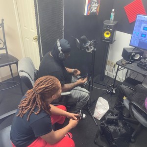 OSAMAM8B (feat. Stupid Duke) (Explicit)