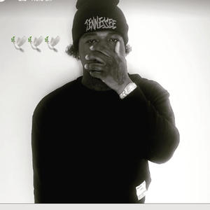 Let me kno (feat. LuhHit) (Explicit)