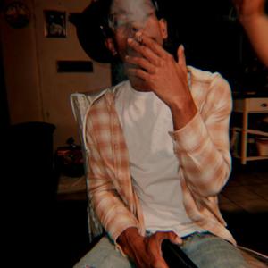 Having Motion (feat. Geebodi) (Explicit)