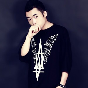 龙骨山的夜空 (轻音乐版)