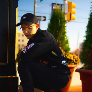 Como Yo Fluyo (feat. rayfigz) (Explicit)