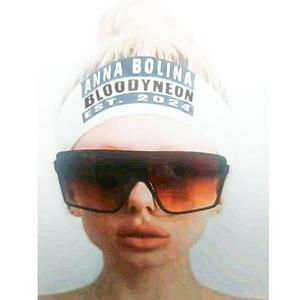 ANNA BOLINA (feat. juno) [Explicit]