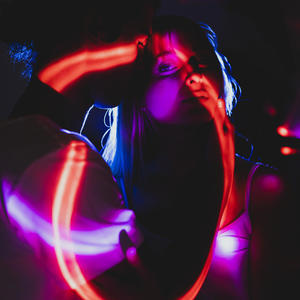 Don't Leave Me (feat. MIZZIEE)