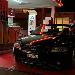 kratz niemals ab! (Explicit)