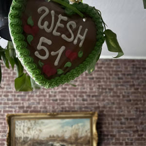 feel like i'm fallin. (Explicit)