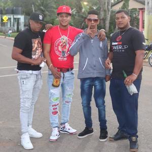 Divareo(feat. Jaden Flow, Ricar Doble R & Lolito)
