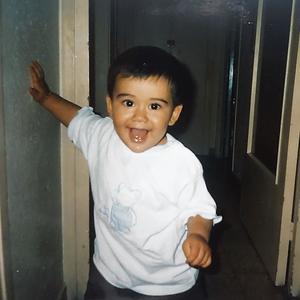 NO TE ENAMORES (Explicit)