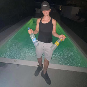 Sur la Rive (feat. JUUNZ) (Explicit)