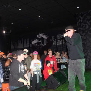 Jaywalk (would u arrest me) (Explicit)