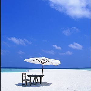 一个人的旅行伴奏 (伴奏)