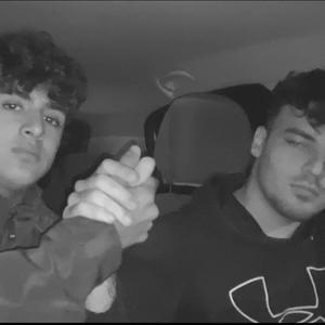 PARA QUÉ? (feat. ValentinOnTheBeat) (Explicit)