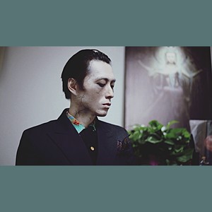 闈掓槬鑷充笂1D