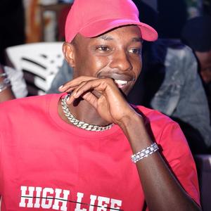 Jina (feat. Bravo the son) (Explicit)