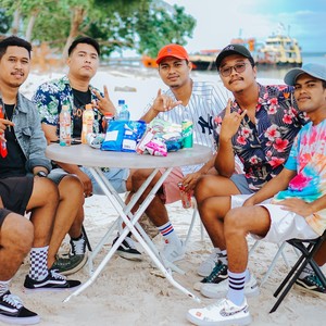 Nona Maluku ( Official Music )