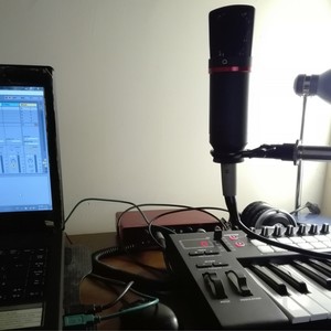 Cristhian19931 - Bajo del árbol (Remix)