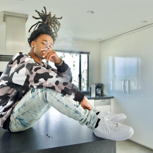 Smoking Strong (Explicit)