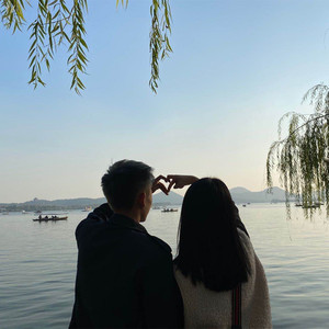 DJ杨宅男为凤宝宝专属定制