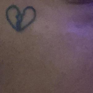 CRY SONG (feat. Dache Dee) (Explicit)