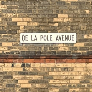 De La Pole Avenue