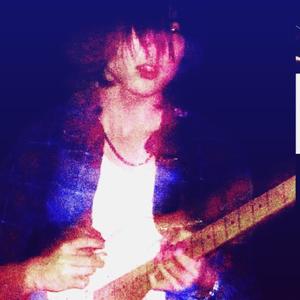 darkglassdolleyes (Explicit)