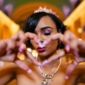 imaginary lo<3 story