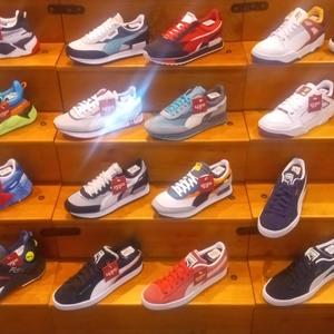 Love Throwin Money (Explicit)