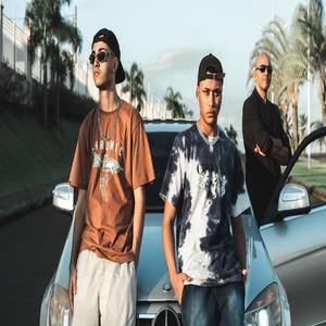 BMW / MERCEDES (feat. YOSHI4REAL) (Explicit)