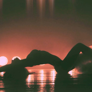 Alles Fotzen Außer Mama (Explicit)