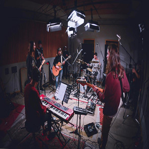 Espera La Lluvia (En Vivo)