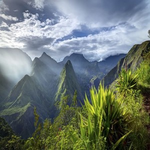 UNE ÎLE AU-DESSOUS DE L'EQUATEUR