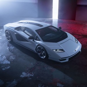 Switchin' Lanes (feat. Prod. VoycexDaks9kxDynox) (Explicit)