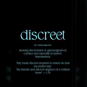 Discreet (feat. TR3Z)