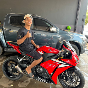 Só pra tu me ver feliz