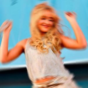 Busy Woman - Hood Trap (Explicit)