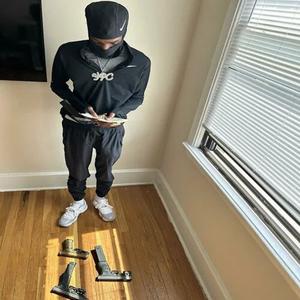 Kriss Vec (feat. SlimeGetEm) (Explicit)