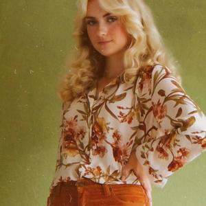 White Girl (Explicit)