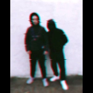 Kaneis Kai Tipota (Explicit)