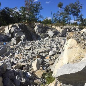 rifle(feat. WhoIsJordan) (Explicit)